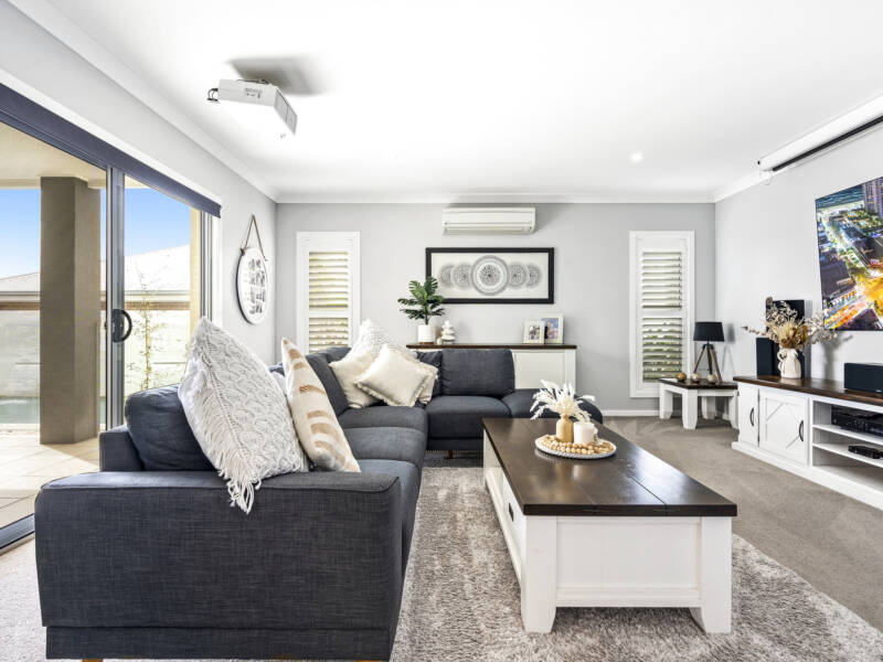 47 Long Island Drive, Windaroo, QLD 4207 AUS