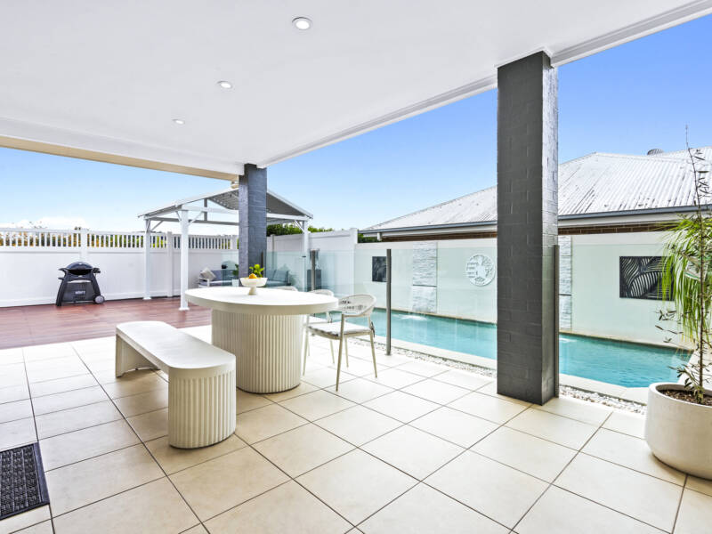 47 Long Island Drive, Windaroo, QLD 4207 AUS