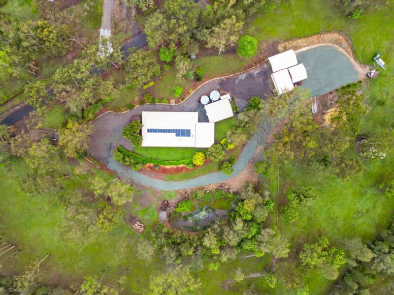 237 Veivers Road, Cedar Creek, QLD 4207 AUS
