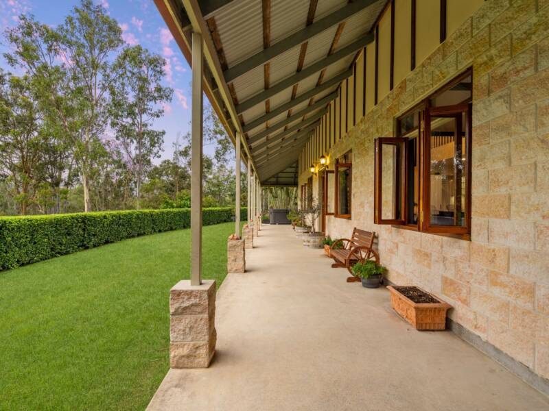 237 Veivers Road, Cedar Creek, QLD 4207 AUS