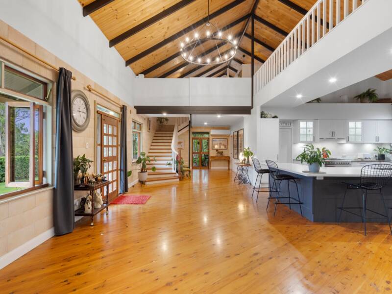 237 Veivers Road, Cedar Creek, QLD 4207 AUS