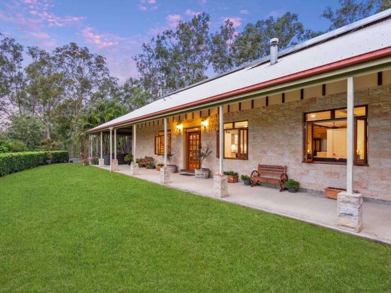 237 Veivers Road, Cedar Creek, QLD 4207 AUS