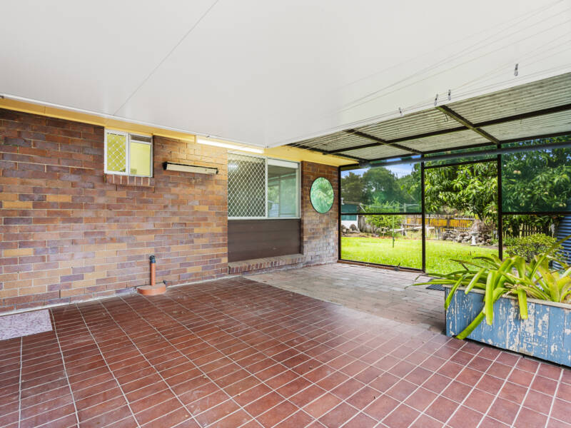 8 Bramley Crt, Mount Warren Park, QLD 4207 AUS