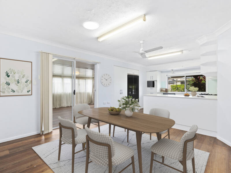 8 Bramley Crt, Mount Warren Park, QLD 4207 AUS