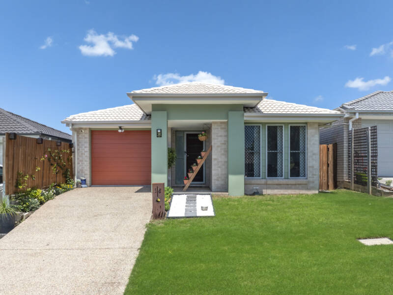 18 Tanzanite Avenue, Logan Reserve, QLD 4133 AUS