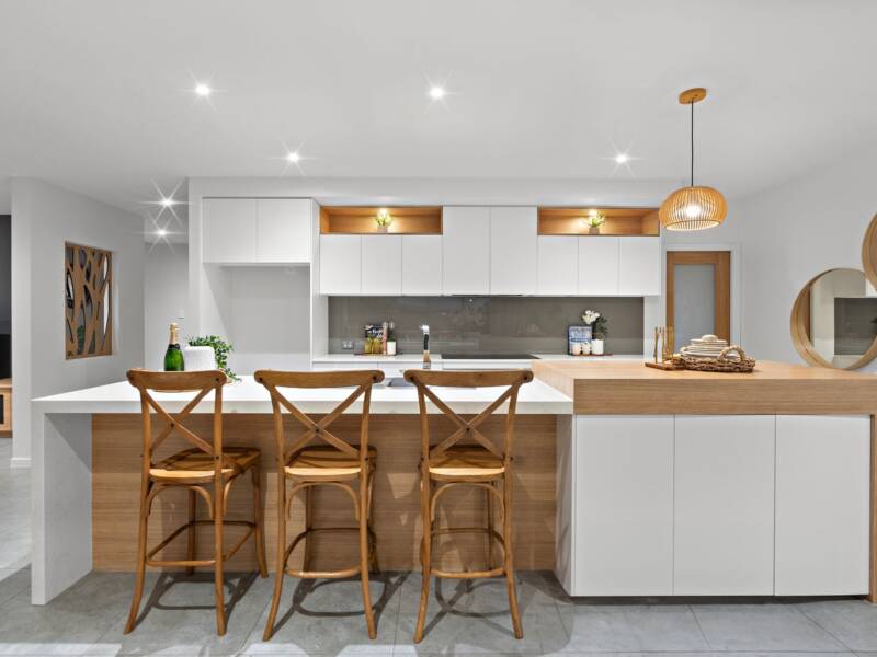 12 Riviera Court, Windaroo, QLD 4207 AUS
