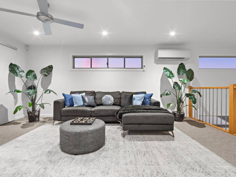 12 Riviera Court, Windaroo, QLD 4207 AUS