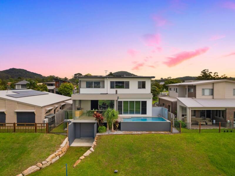 12 Riviera Court, Windaroo, QLD 4207 AUS