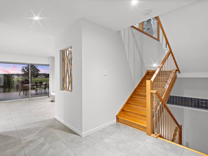 12 Riviera Court, Windaroo, QLD 4207 AUS