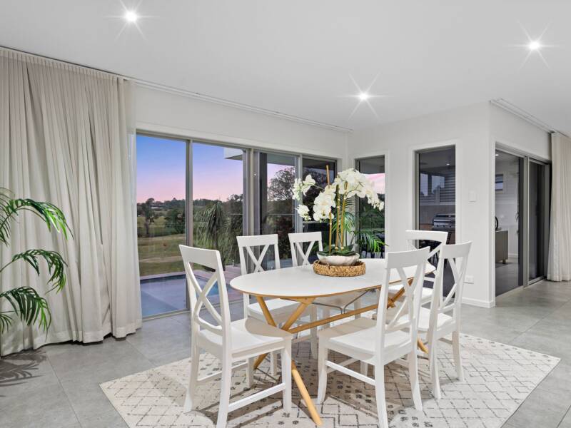 12 Riviera Court, Windaroo, QLD 4207 AUS