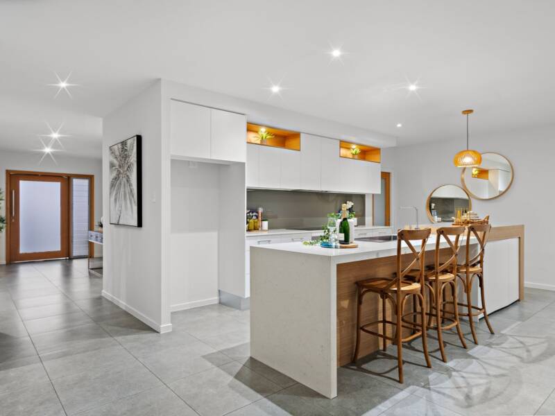 12 Riviera Court, Windaroo, QLD 4207 AUS