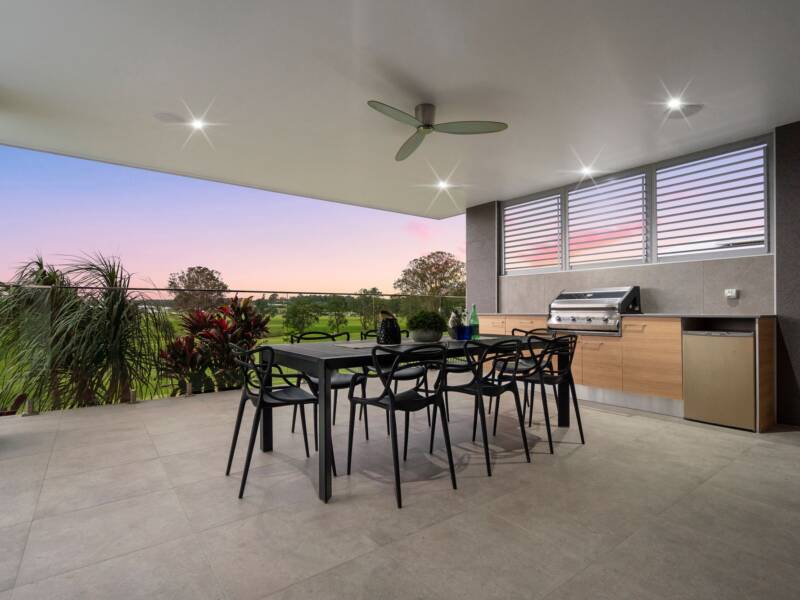 12 Riviera Court, Windaroo, QLD 4207 AUS