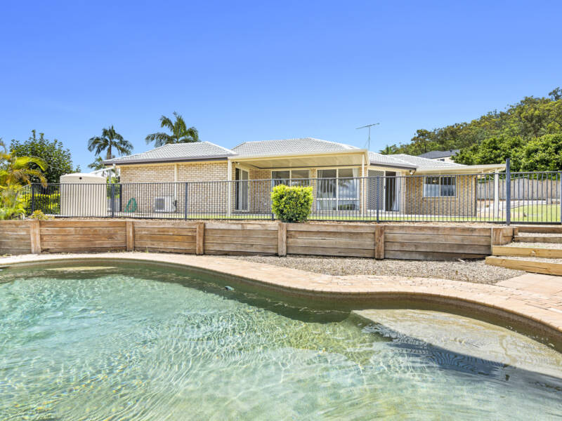 20 Peace Crt, Mount Warren Park, QLD 4207 AUS