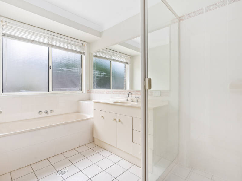 20 Peace Crt, Mount Warren Park, QLD 4207 AUS