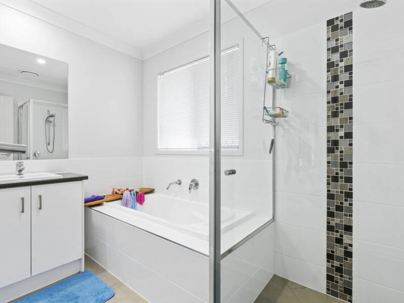 29 Arkose Street, Yarrabilba, QLD 4207 AUS