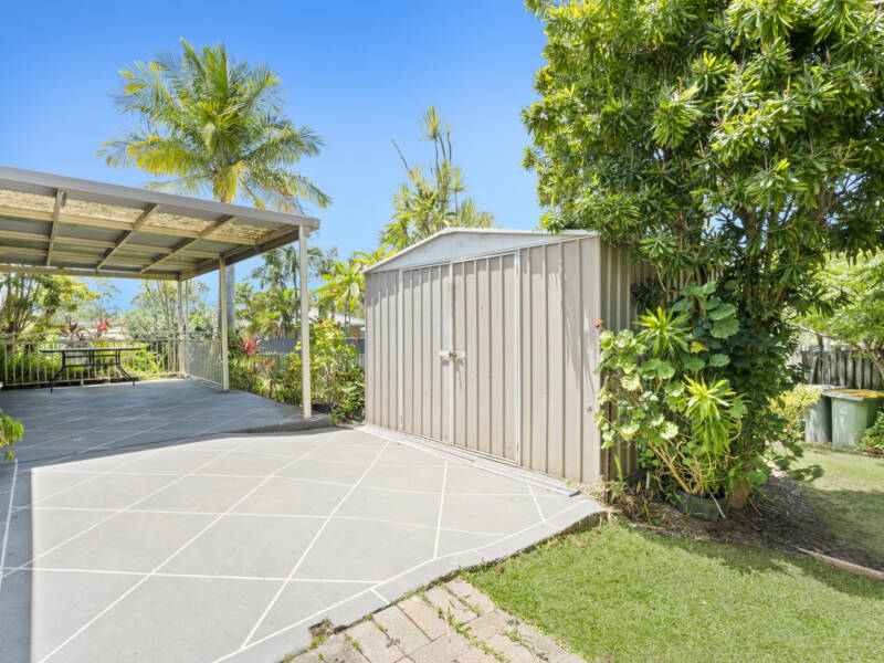 2 Natalie Court, Eagleby, QLD 4207 AUS