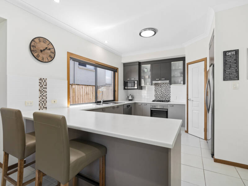 32 Long Island Drive, Windaroo, QLD 4207 AUS