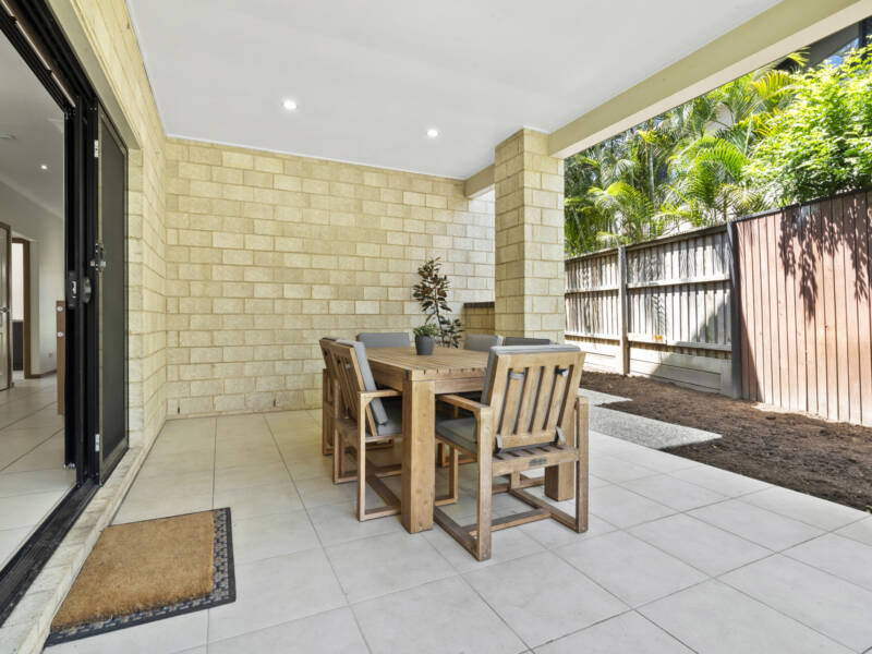 32 Long Island Drive, Windaroo, QLD 4207 AUS