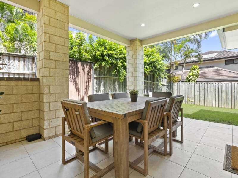 32 Long Island Drive, Windaroo, QLD 4207 AUS