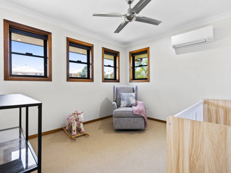 32 Long Island Drive, Windaroo, QLD 4207 AUS