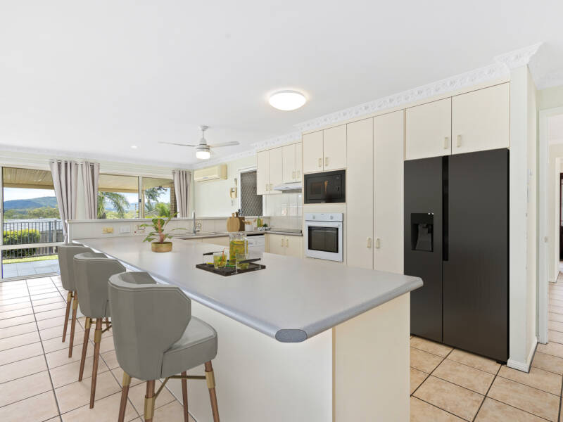 20 Peace Crt, Mount Warren Park, QLD 4207 AUS