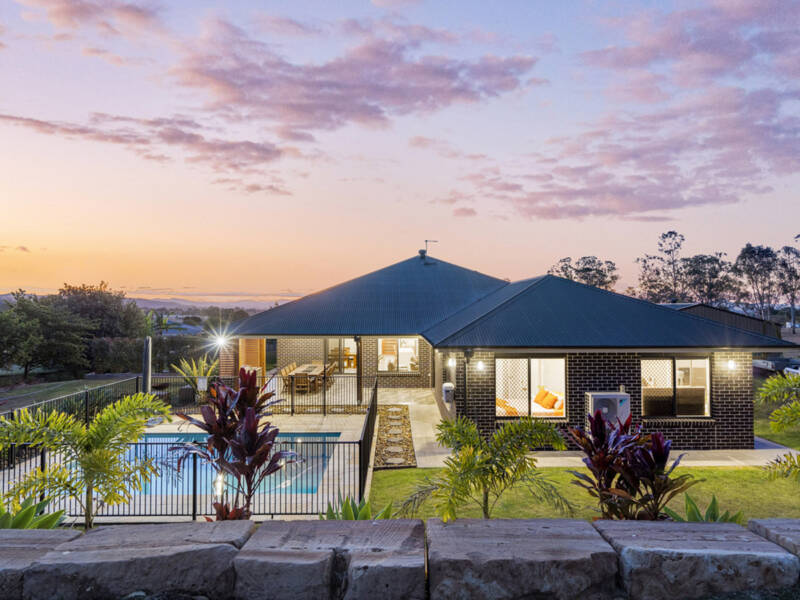 5-7 Corymbia Close, Beaudesert, QLD 4285 AUS