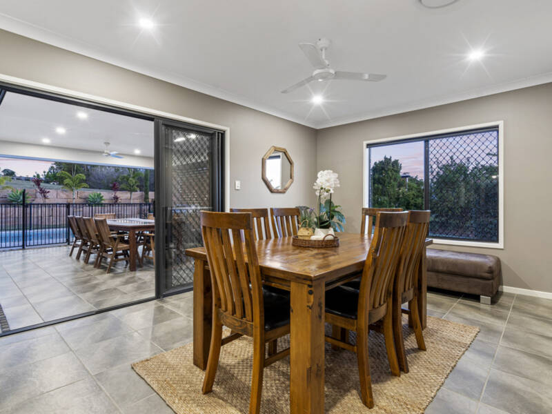 5-7 Corymbia Close, Beaudesert, QLD 4285 AUS