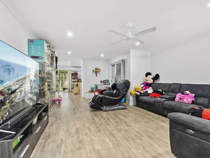 19 Susan Godfrey Drive, Windaroo, QLD 4207 AUS