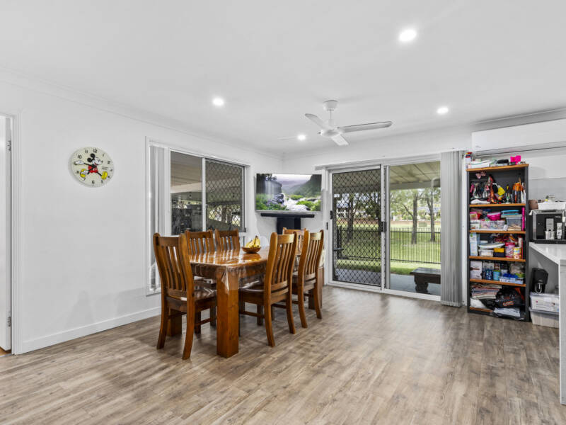 19 Susan Godfrey Drive, Windaroo, QLD 4207 AUS