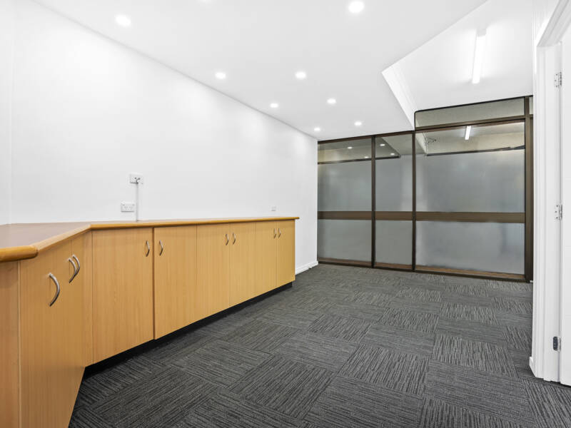 1 & 2/92 George Street, Beenleigh, QLD 4207 AUS