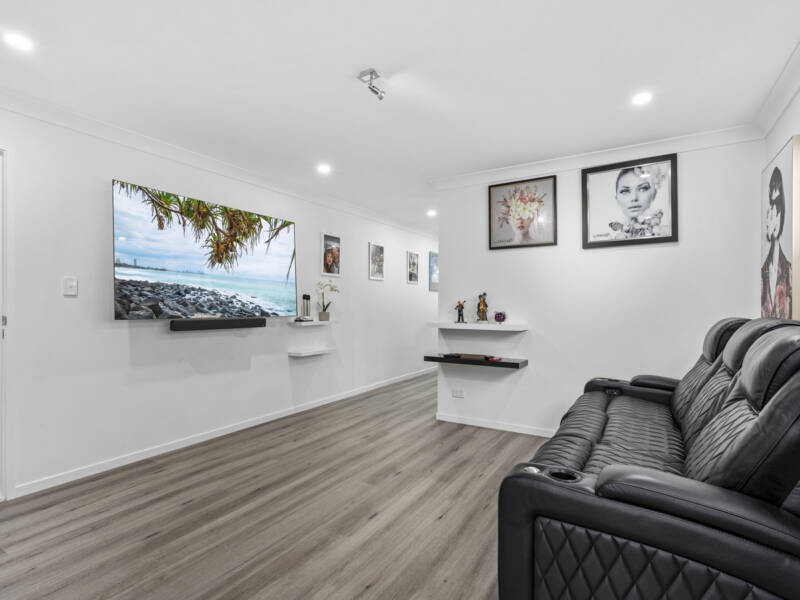19 Susan Godfrey Drive, Windaroo, QLD 4207 AUS