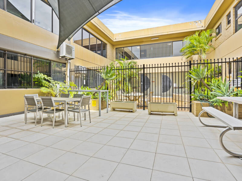 5 & 6/92 George Street, Beenleigh, QLD 4207 AUS
