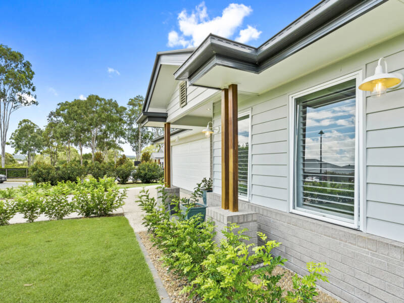 21-23 Warren Crt, Logan Village, QLD 4207 AUS