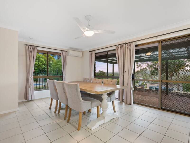 13 Manning Court, Mount Warren Park, QLD 4207 AUS