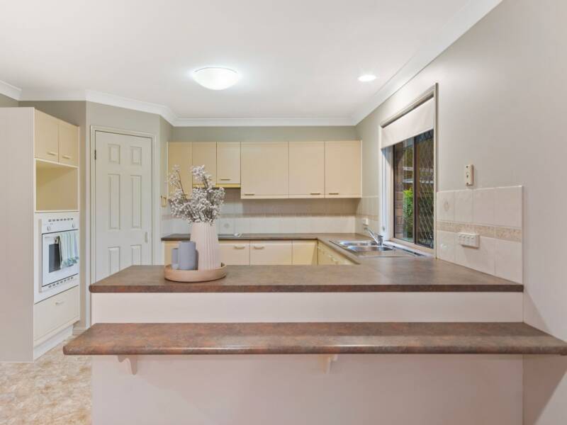 21 Sears Road, Yatala, QLD 4207 AUS