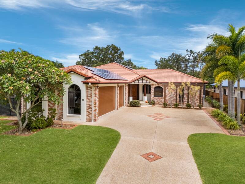 25 The  Avenue, Windaroo, QLD 4207 AUS