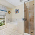 1 Mewing Crt, Windaroo, QLD 4207 AUS