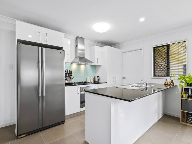 9 Sunridge Circuit, Bahrs Scrub, QLD 4207 AUS