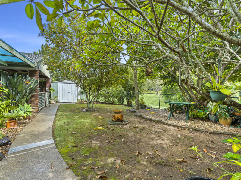 1 Mewing Crt, Windaroo, QLD 4207 AUS