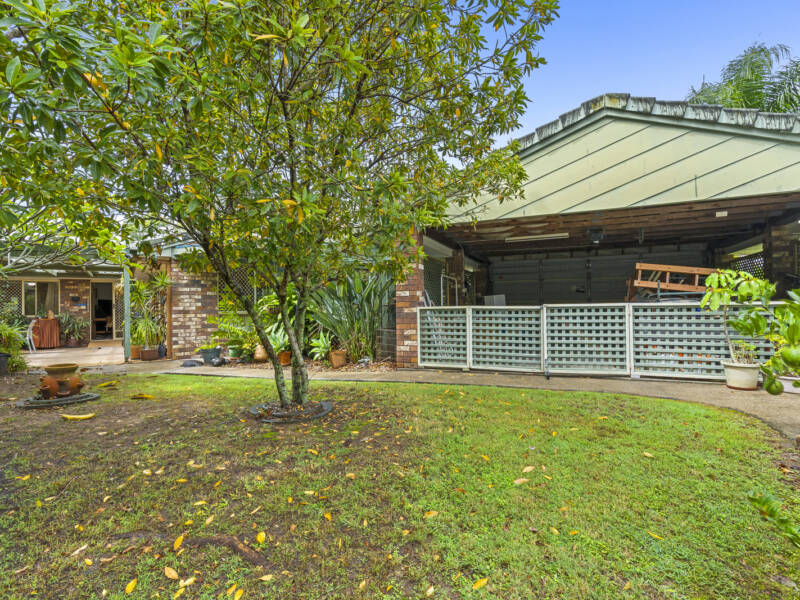 1 Mewing Crt, Windaroo, QLD 4207 AUS