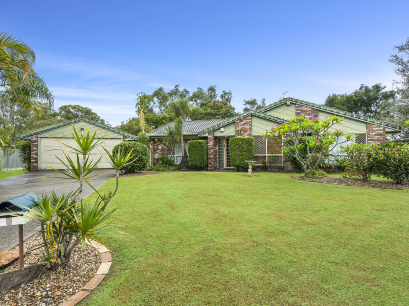 1 Mewing Crt, Windaroo, QLD 4207 AUS