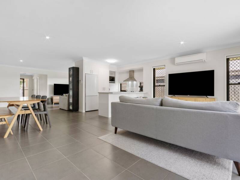 17 Maud Street, Bannockburn, QLD 4207 AUS