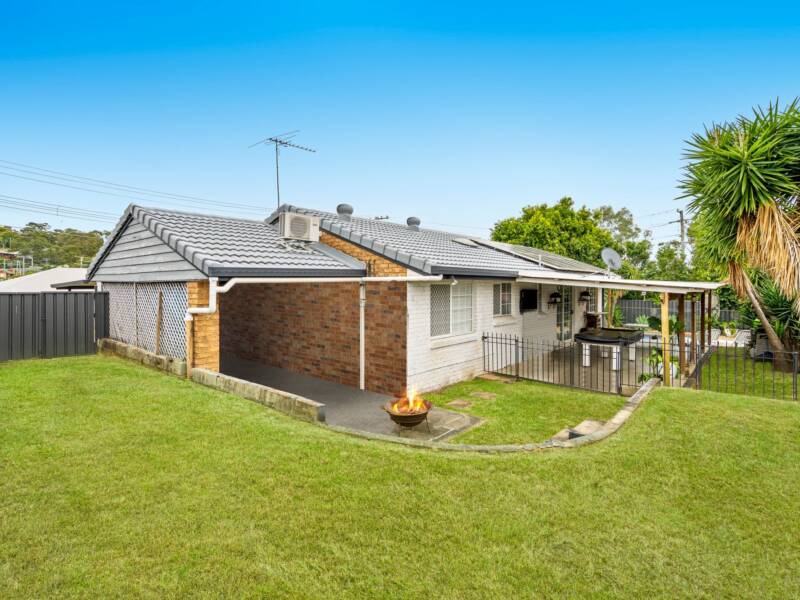 2 Thoms Crescent, Mount Warren Park, QLD 4207 AUS