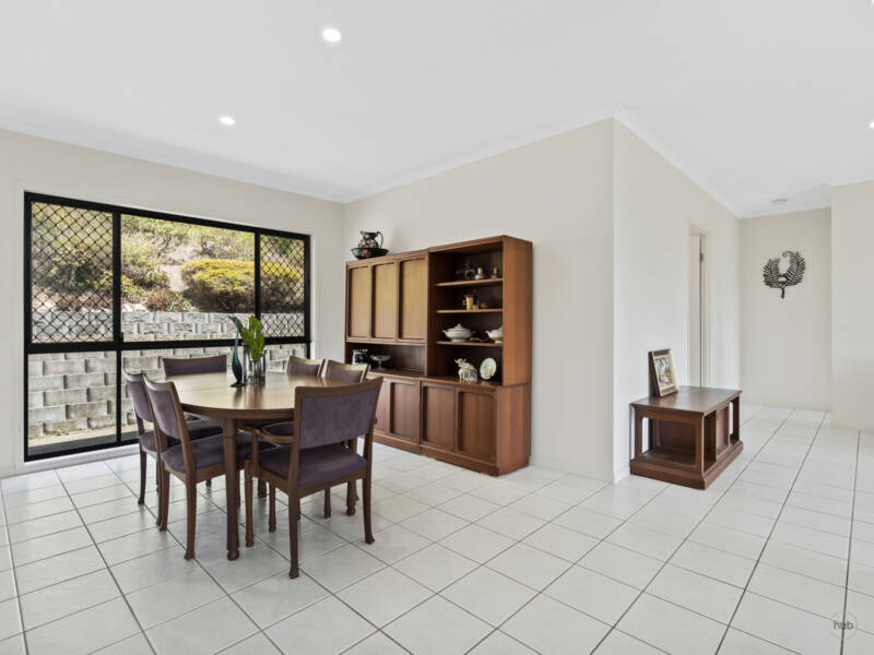 28-30 New Horizon Avenue, Bahrs Scrub, QLD 4207 AUS