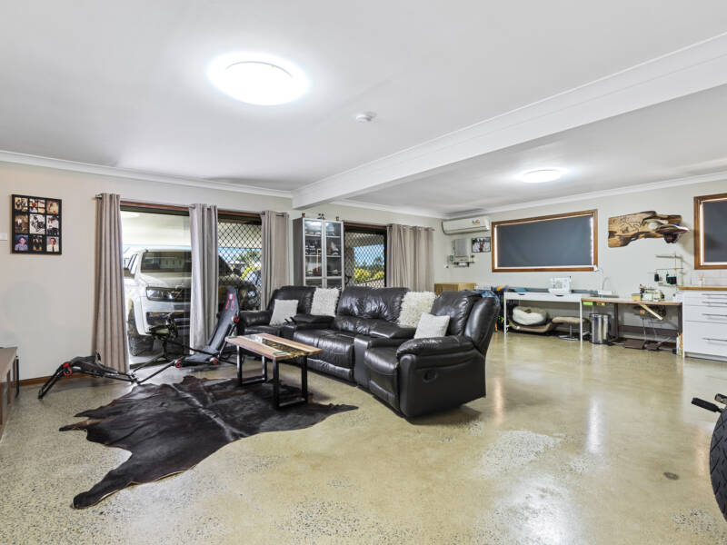 17 Carl Heck Boulevard, Windaroo, QLD 4207 AUS