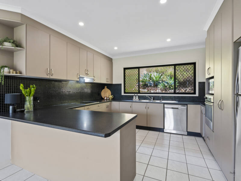 28-30 New Horizon Avenue, Bahrs Scrub, QLD 4207 AUS