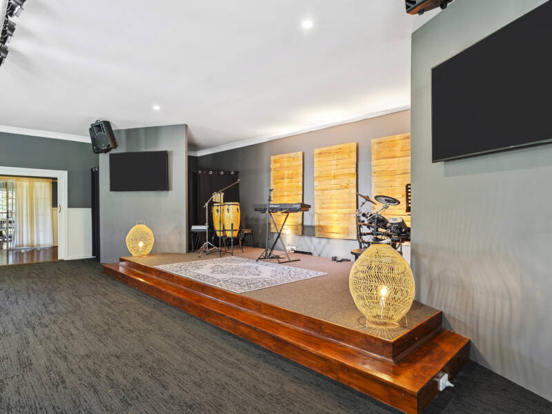 180 Beaudesert-Beenleigh Road, Windaroo, QLD 4207 AUS