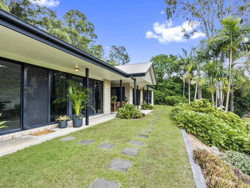 28-30 New Horizon Avenue, Bahrs Scrub, QLD 4207 AUS