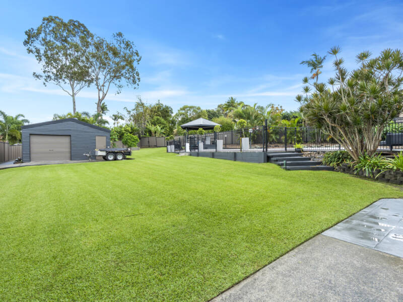 17 Carl Heck Boulevard, Windaroo, QLD 4207 AUS