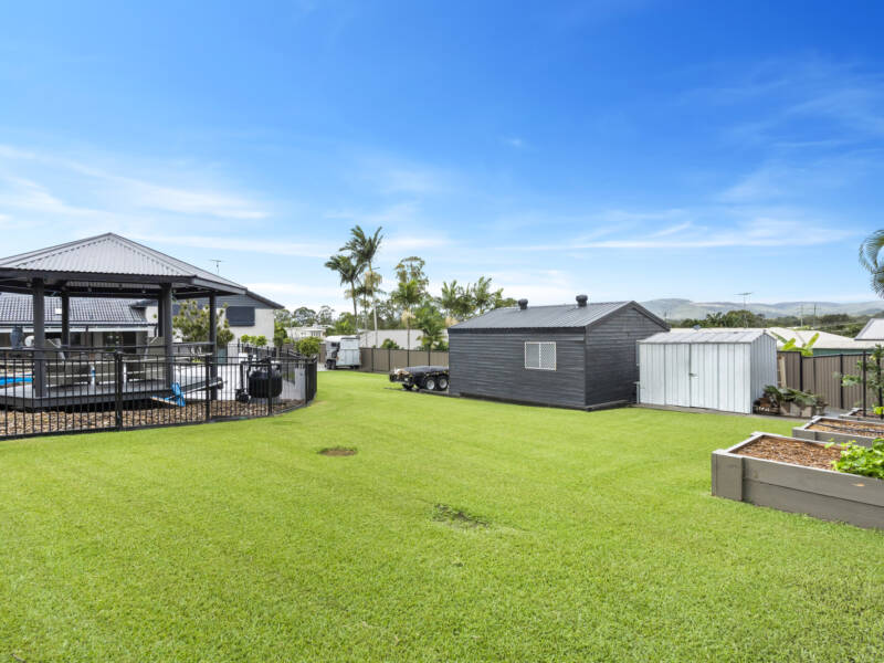 17 Carl Heck Boulevard, Windaroo, QLD 4207 AUS